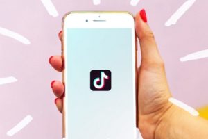 Você sabia que pode ganhar dinheiro vendo vídeos do TikTok?