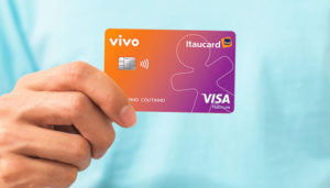 Cartão de Crédito Itaucard Vivo: Cashback e diversos outros benefícios.