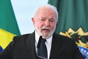 Crítica de Lula ao Banco Central do Brasil gera repercussão internacional