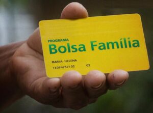 Bolsa Família de maio terá pagamento com valor maior e calendário atualizado