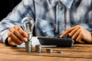 ATENÇÃO: Brasileiros ficam APREENSIVOS com o mais recente reajuste nas contas de luz