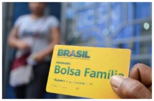 Bolsa Família Expande Canais de Saque após Aliança com Novos Bancos