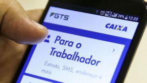 Caixa Econômica distribui R$ 12 bilhões do FGTS para os trabalhadores