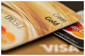 Como os Brasileiros Decidem Onde Guardar Seu Dinheiro?