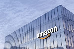 Amazon Anuncia Nova Estratégia: Abastecer as Prateleiras de Lojas Físicas