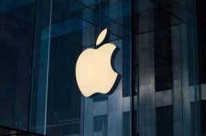 Apple enfrenta perda de US$ 200 milhões em valor de mercado: entenda as causas