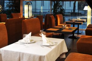 Do fogo à responsabilidade civil: explorando as garantias do seguro restaurante