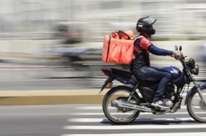 Mudança de planos: entregadores de aplicativos marcam paralisação para dia 29