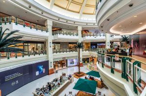 127 estabelecimentos em shoppings encerram atividades em agosto: Polishop e Ponto no topo