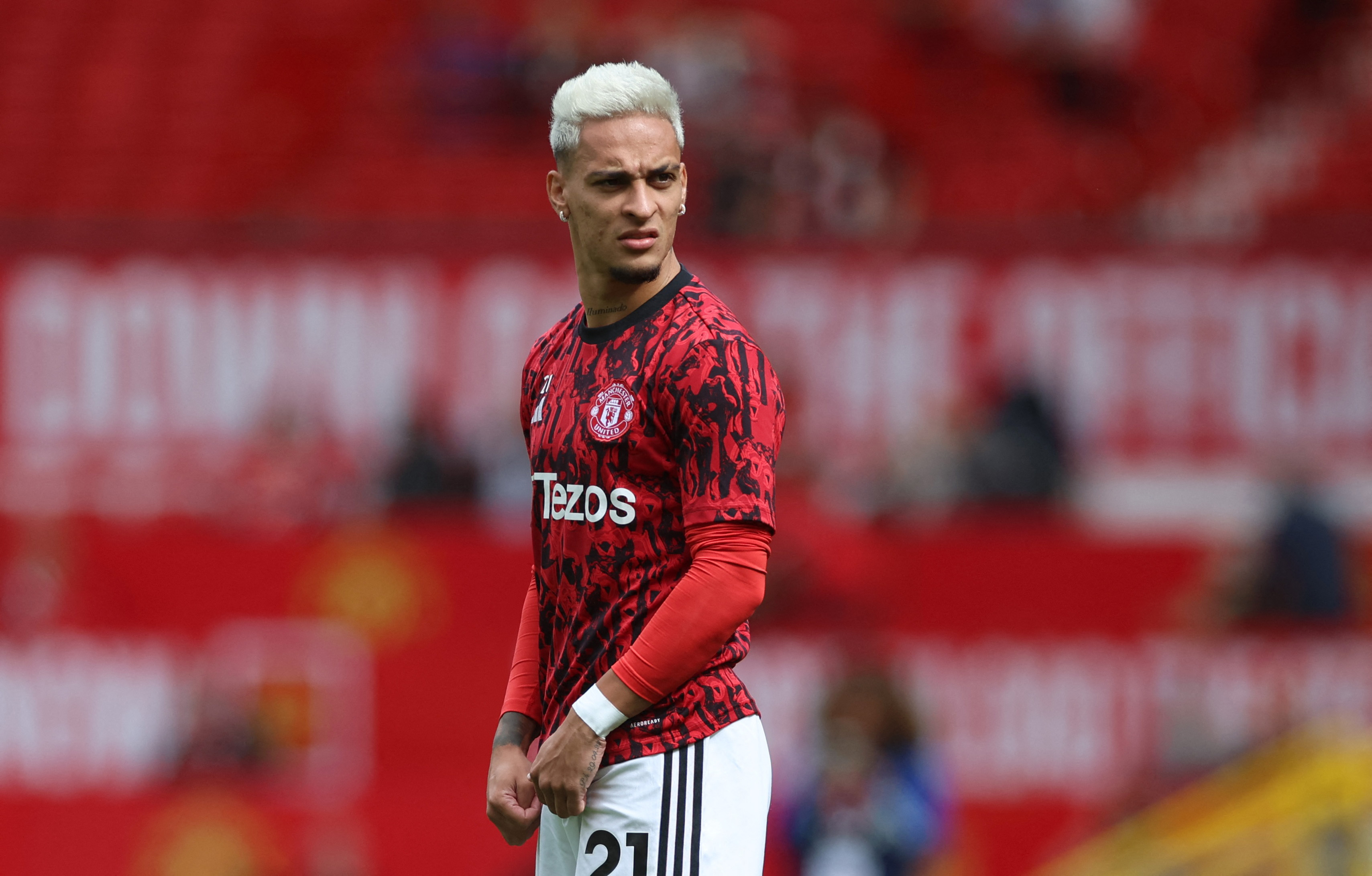 Antony voltará a treinar no Manchester United e poderá ser relacionado, diz clube