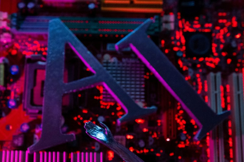 Presidente do SoftBank diz que inteligência artificial geral chegará em 10 anos