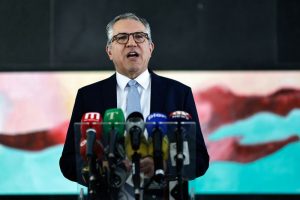 Meta de zerar déficit fiscal depende da aprovação de medidas que ampliam arrecadação, diz Padilha
