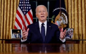 Biden diz acreditar que caminhões de ajuda chegarão a Gaza dentro de 2 dias