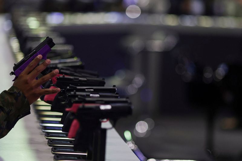 Governo prepara decreto que praticamente dobra IPI de armas de fogo e munição