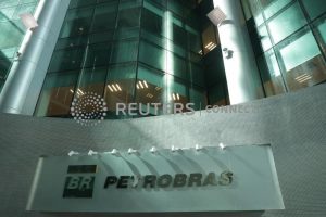 Petrobras convoca assembleia para discutir reforma do estatuto em 30/11