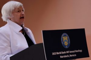 Yellen mantém visão de que economia dos EUA caminha para pouso suave