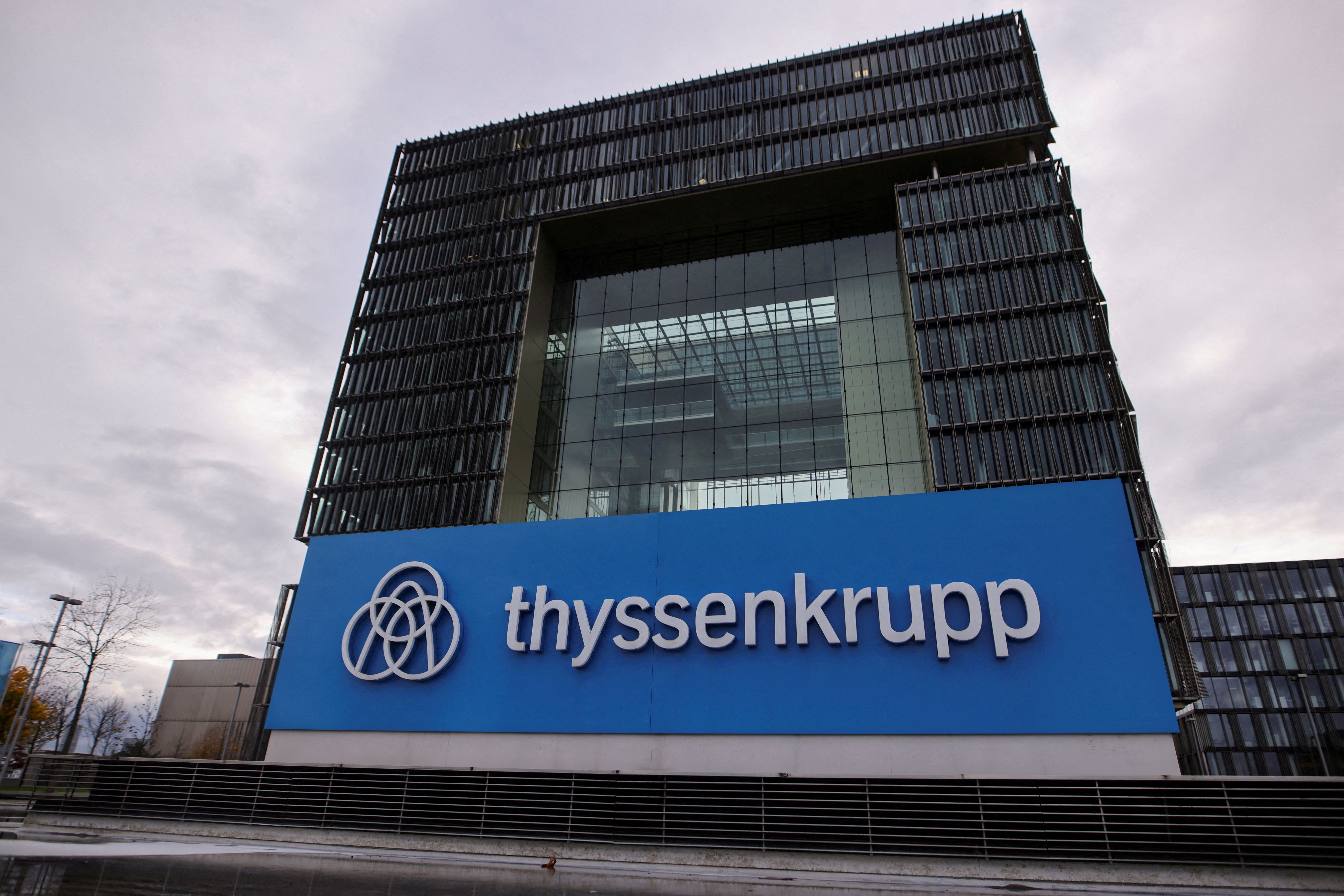 Thyssenkrupp negocia vender até 50% de unidade de aço para bilionário tcheco, dizem fontes