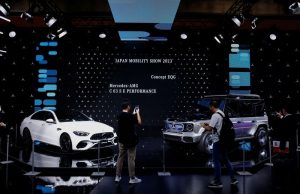 Mercedes diz que mercado “brutal” de veículos elétricos pressionará margens