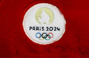 Não haverá restrição ao hijab na vila dos atletas para Jogos de Paris 2024, diz COI