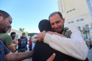 OMS alerta para “iminente catástrofe de saúde pública” em Gaza