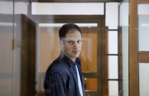 Tribunal rejeita apelo de repórter norte-americano contra prisão na Rússia