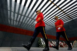 Em cerimônia, Romênia marca decisão de ensinar história judaica e Holocausto nas escolas