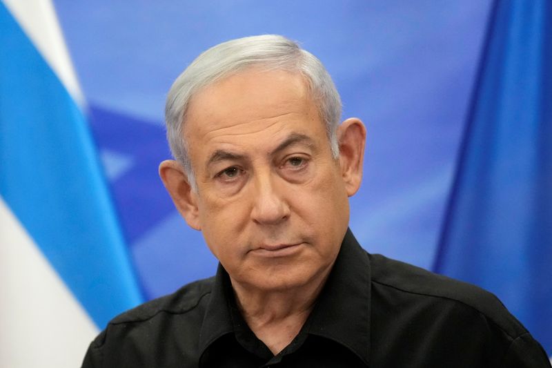Netanyahu diz que Israel está preparando invasão terrestre de Gaza