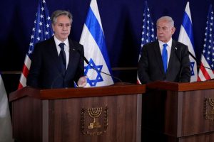Blinken e Netanyahu abrigam-se em bunker após alerta de sirenes para ataque aéreo em Tel Aviv