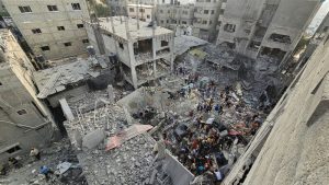 Combatentes do Hamas tentam bloquear avanço do Exército israelense na Cidade de Gaza