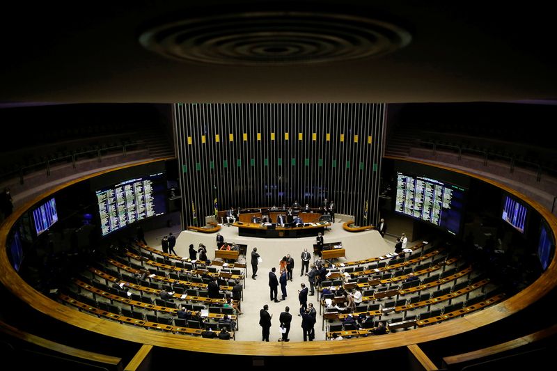 Congresso aprova R$15,2 bi para compensar Estados e municípios por perdas na arrecadação