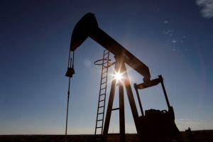 Petróleo sobe após Iraque apoiar mais cortes de produção pela Opep+
