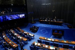 Plenário do Senado inicia discussão da reforma tributária em primeiro turno