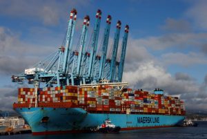 Maersk vai cortar pelo menos 10 mil funcionários com desaceleração de transporte marítimo