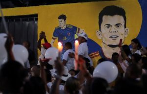 Guerrilheiros do ELN da Colômbia libertam pai do jogador do Liverpool Luis Díaz
