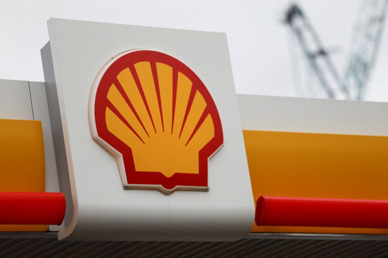 Lucro da Shell no 3º tri cai para US$ 6,2 bi, grupo aumenta recompras de ações