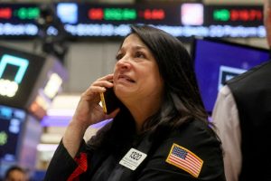 Otimismo sobre corte de juros diminui e S&P 500 e Dow têm pouca variação