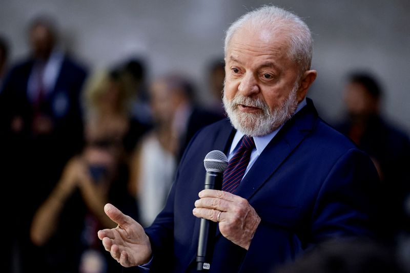 Lula sanciona refinanciamento do Fies com desconto de 100% em juros e multas