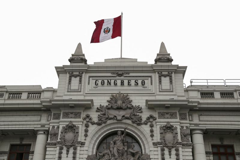Peru retoma sistema bicameral no Congresso após 30 anos