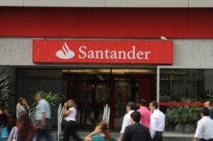 Acordo entre Banespa e Santander garante até R$ 2,7 bilhões a aposentados